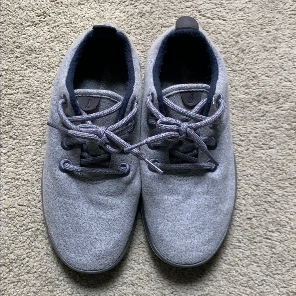 Allbirds Women’s grey wool runner W7